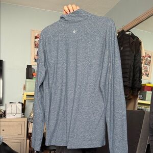 lululemon athletica Heathered Blue Long Sleeve Tee